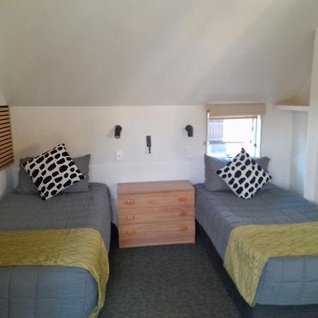 Wellington 747 Motel Bagian luar foto
